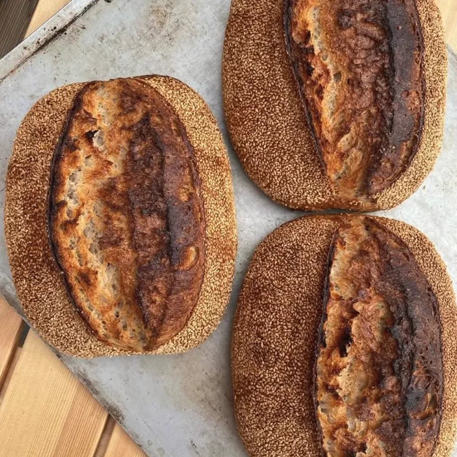 Lilla Manilla - Nybakat Bröd